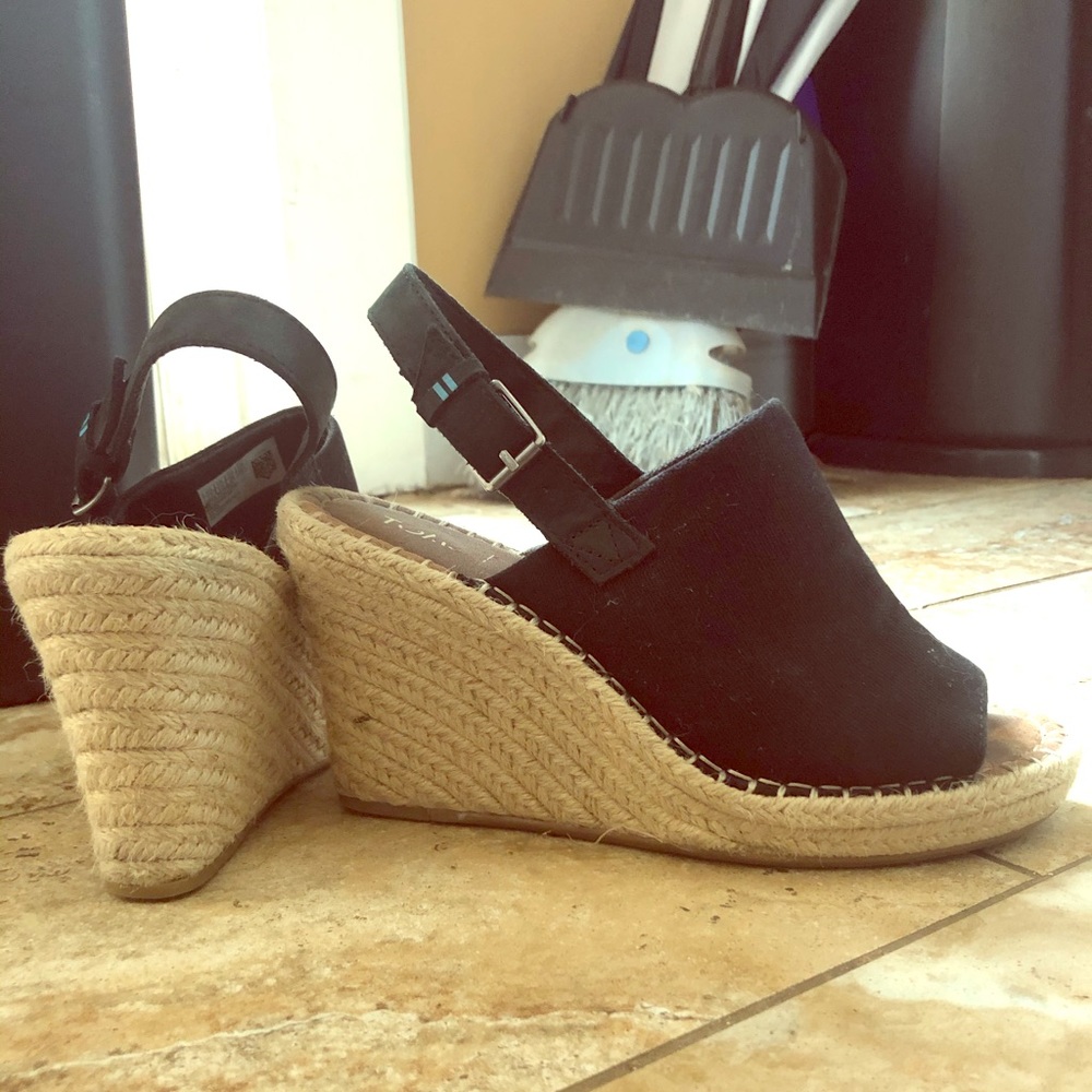 TOMS Espadrilles
